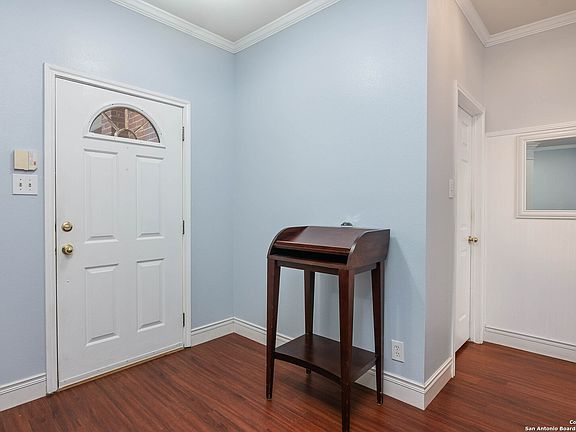 4th image of 3147 PRESTON HALL DR