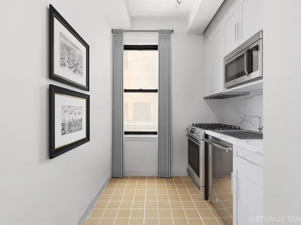 345 East 57th Street image 9 of 11