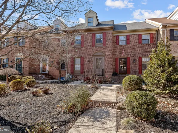 1127 N Broom St, Wilmington, DE 19806