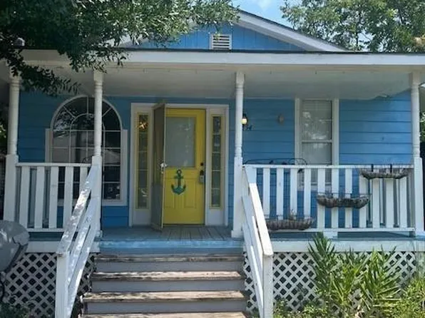 1814 Wolfe St, Brunswick, GA 31520