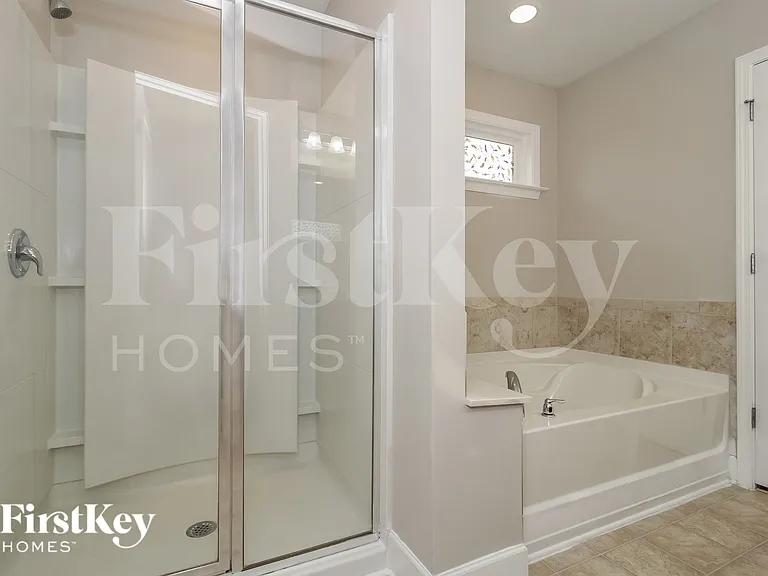 355 Ridgewood Trl — Photo 12
