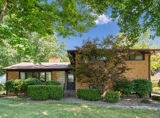3310 Archer Dr, East Moline, IL 61244