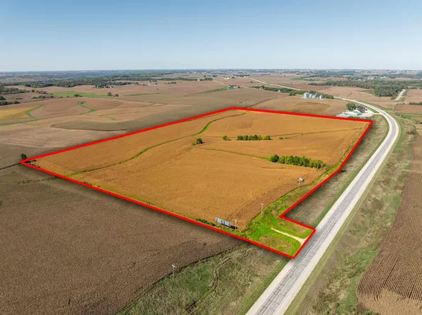 2935 Us Highway 52, Decorah, IA 52101
