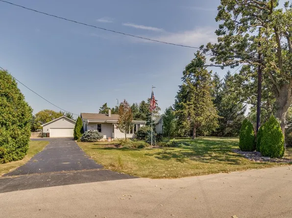 40404 125th STREET, Twin Lakes, WI 53181