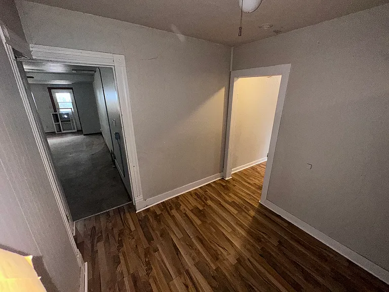 629 Park Ave #3 — Photo 14