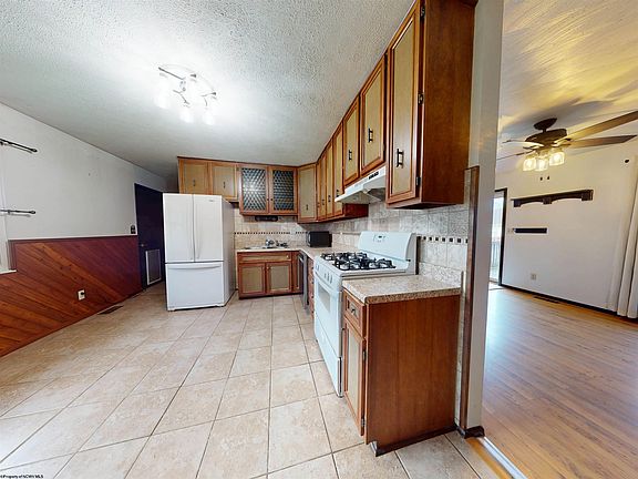 5th image of 514 Hayhurst St