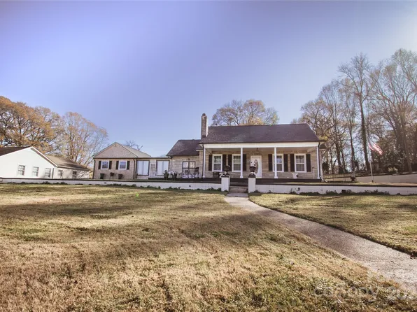 953 W State Highway 27, Lincolnton, NC 28092