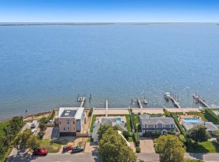 3 Seatuck Ln, Remsenburg, NY 11960