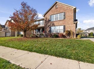8740 N Springview Dr, McCordsville, IN 46055