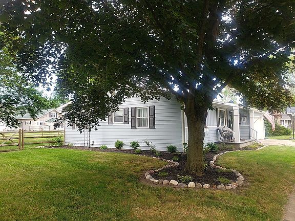 2nd image of 604 Linwood Ave