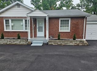 1828 N Hanley Rd, Saint Louis, MO 63114