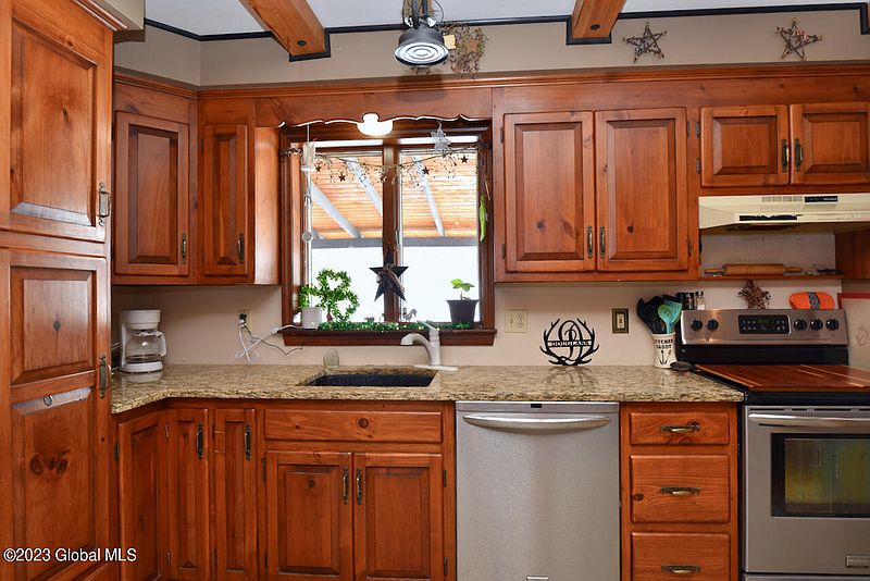 5th image of 118 Brumley Road