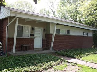 122 Circle Dr, Pittsburgh, PA 15237