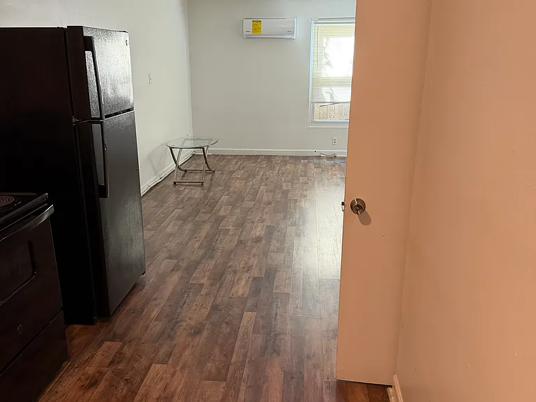 3805 Miriam Dr #2 — Photo 5