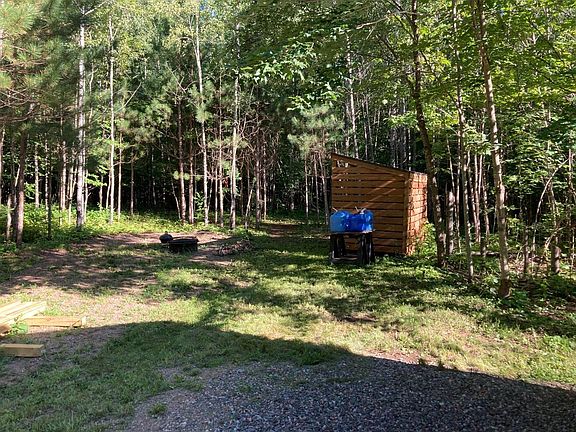 5th image of W3269 Blockhouse Lake Rd