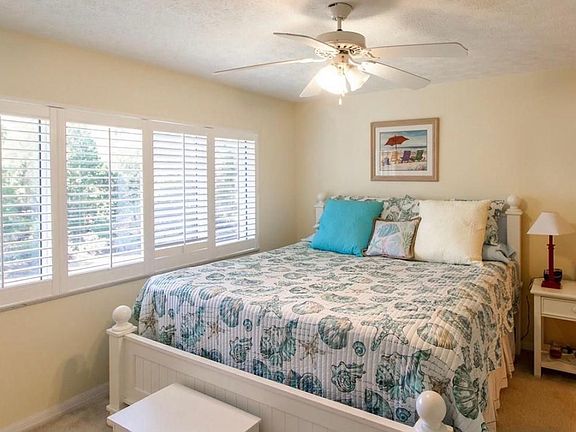 5th image of 11274 W Cove Harbor Dr