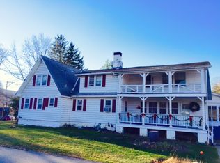 3 Moquis Trl, Oak Ridge, NJ 07438