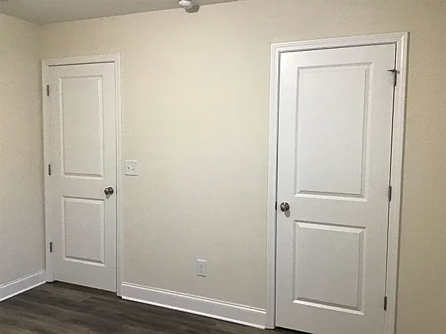 2432 Folsom St — Photo 15
