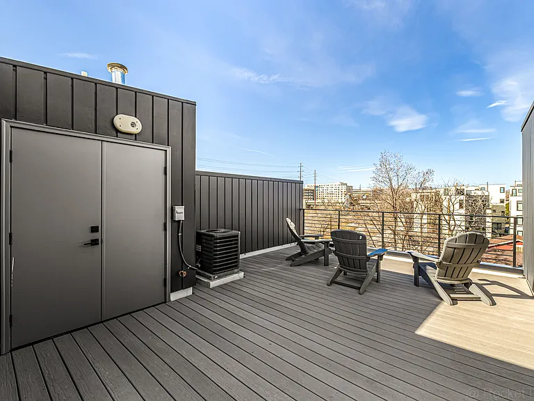 1242 Yates St #2 — Photo 20