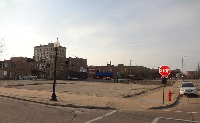 2nd image of 717 56th St