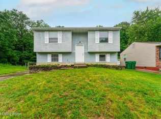 8610 Bost Ln, Louisville, KY