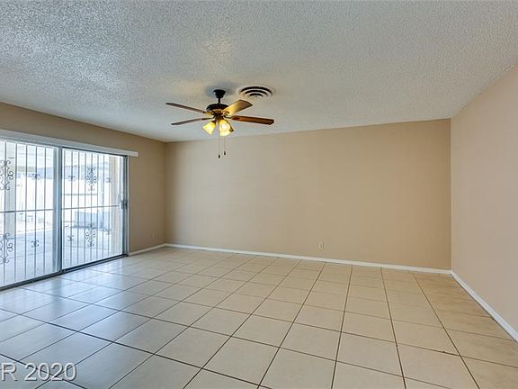 4th image of 913 N 22nd St