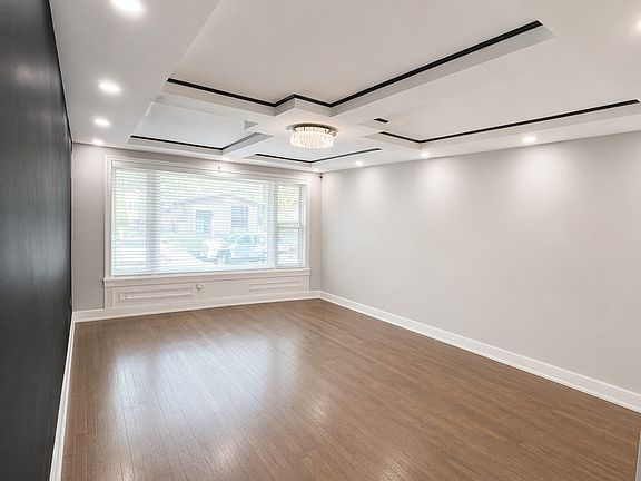 5th image of 14008 S Saginaw Ave