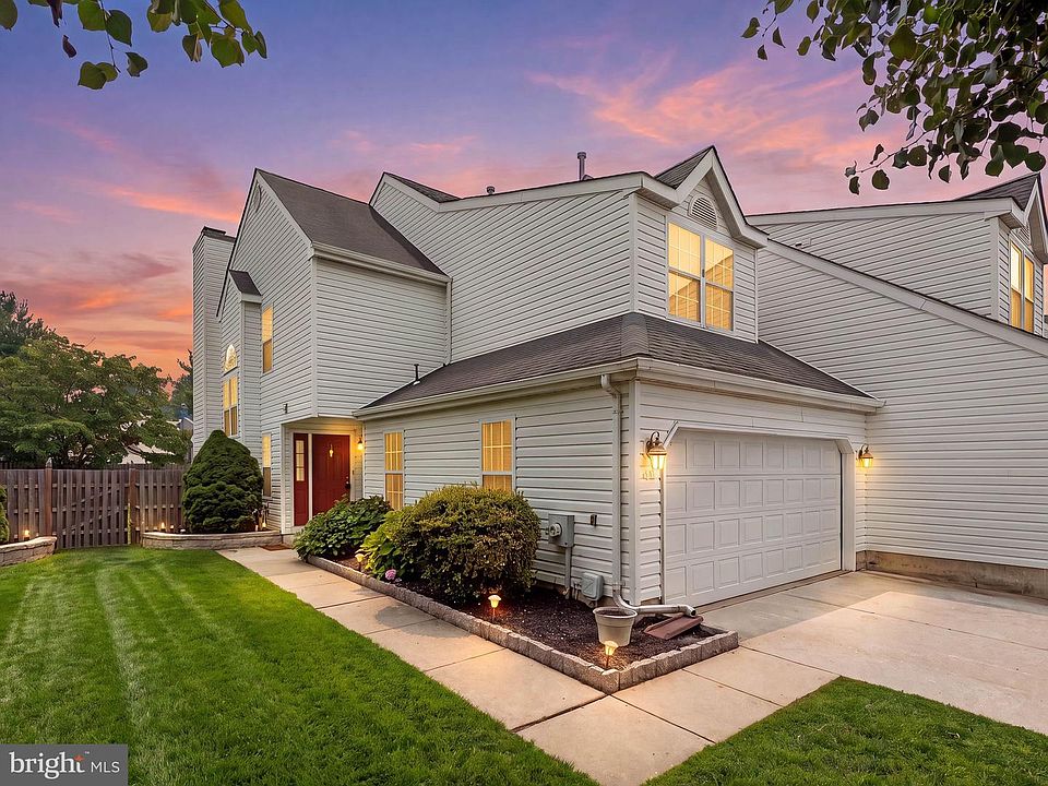 1st image of 18 Annes Ct