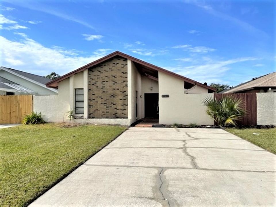 1st image of 2724 Lakefern Ave
