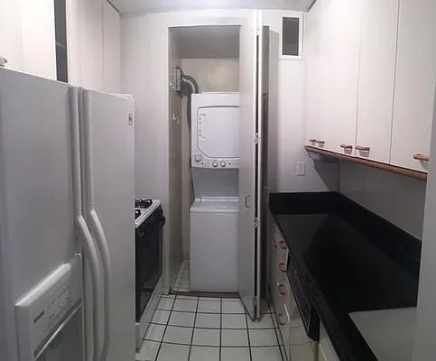 Rented by RELO REDAC INC. | media 16