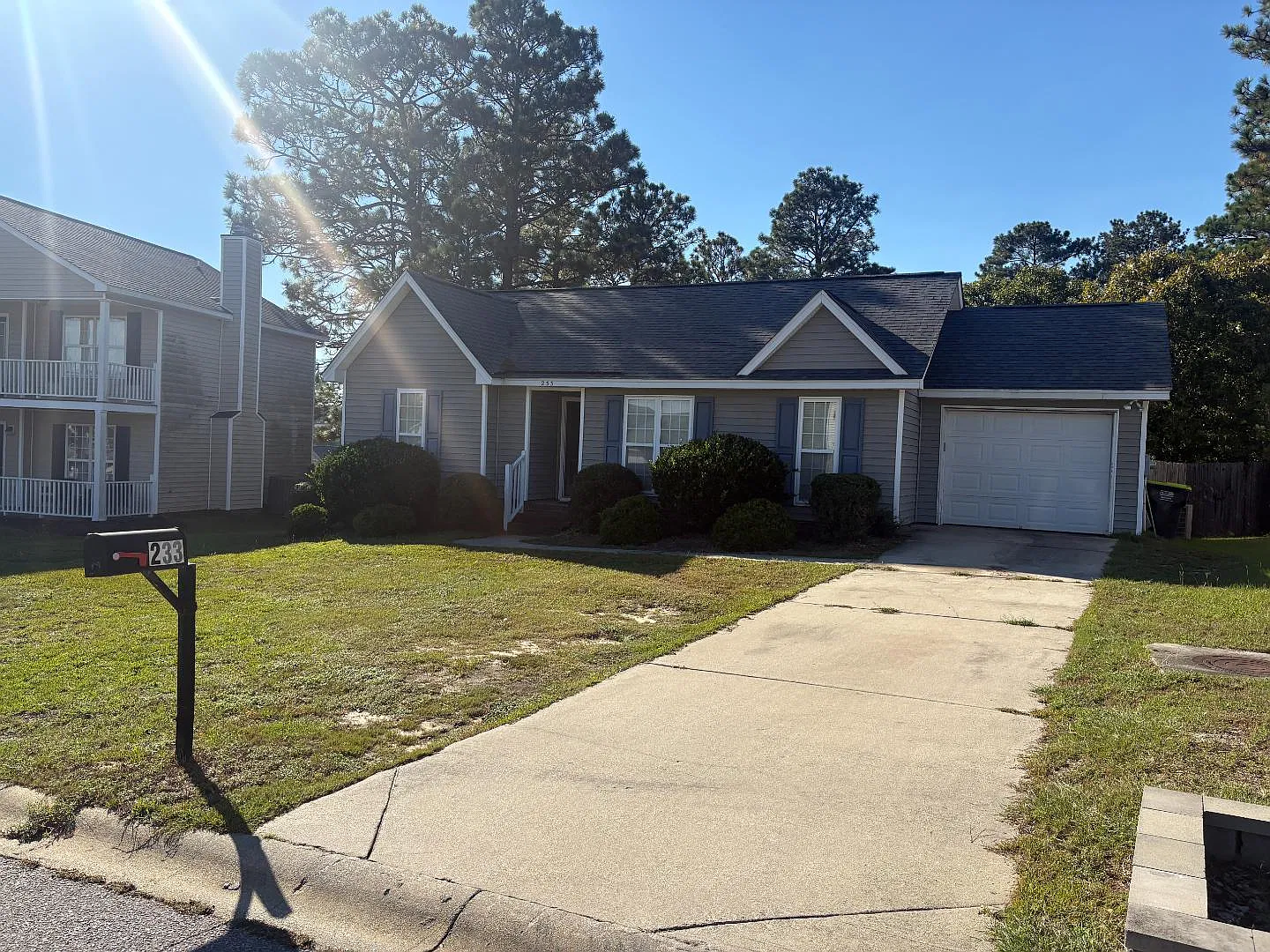 233 Double Eagle Cir — Photo 1