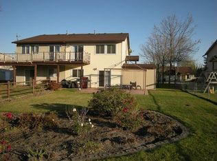 6526 23rd St N, Oakdale, MN 55128