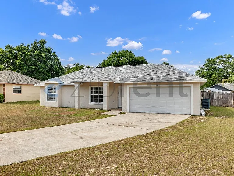 5131 Kati Lynn Dr — Photo 2
