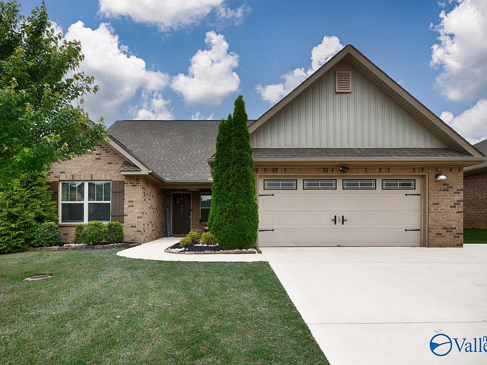 1st image of 114 White Rock Dr