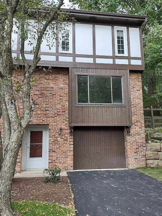 531 Kingsberry Ct photo 1