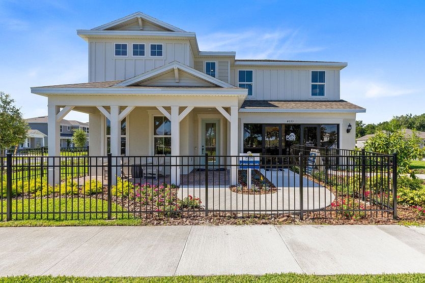 Coral Grand Exterior