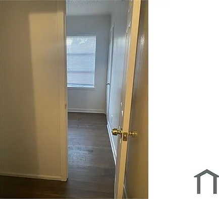 12110 Hoblitzelle Dr — Photo 5