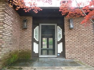 548 Drakestown Rd, Flanders, NJ 07836