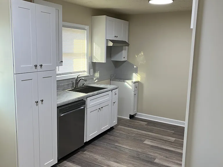 4947 Trinity Blvd — Photo 4