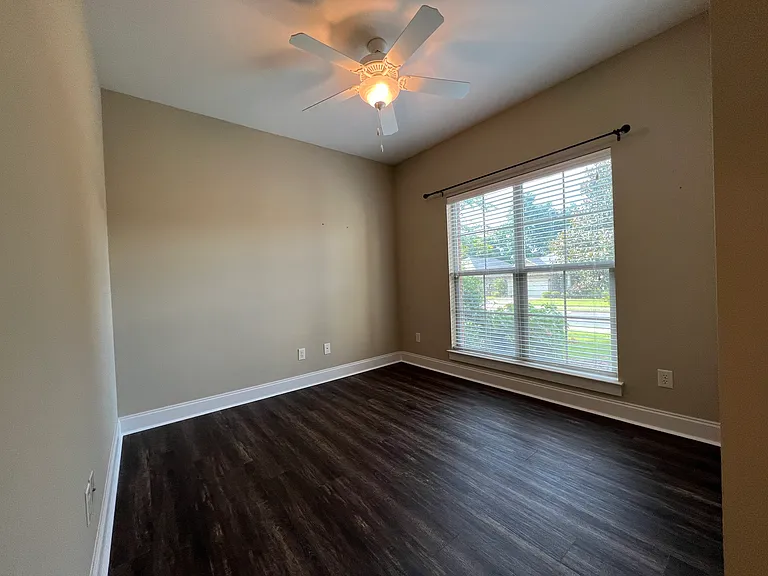 7700 Kari Ln — Photo 12