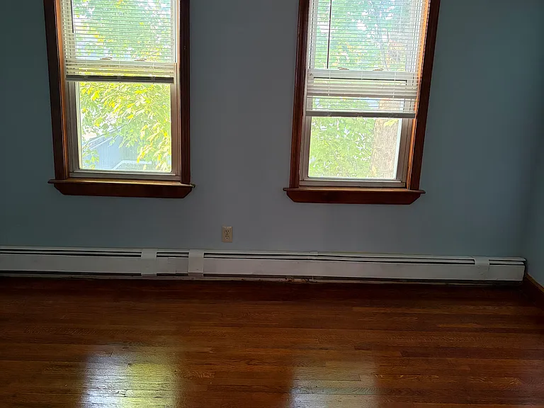 187 Glenway St #2 — Photo 12