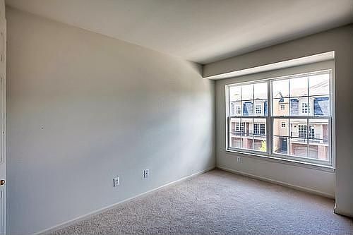5th image of 577 Napa Valley Dr #1