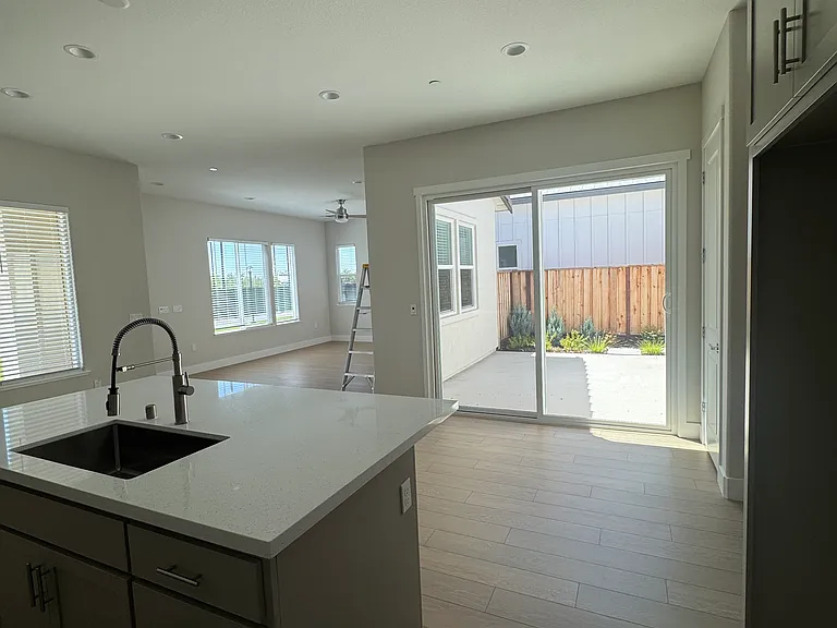 1870 Foster Ln — Photo 40