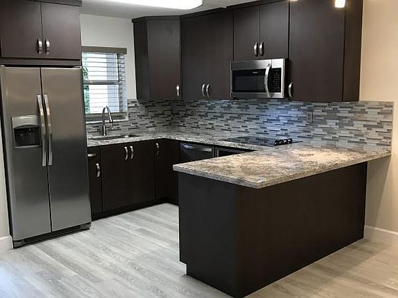 2nd image of 8508 Old Country Manor #222