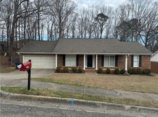 4906 Lakehurst Dr, Northport, AL 35473