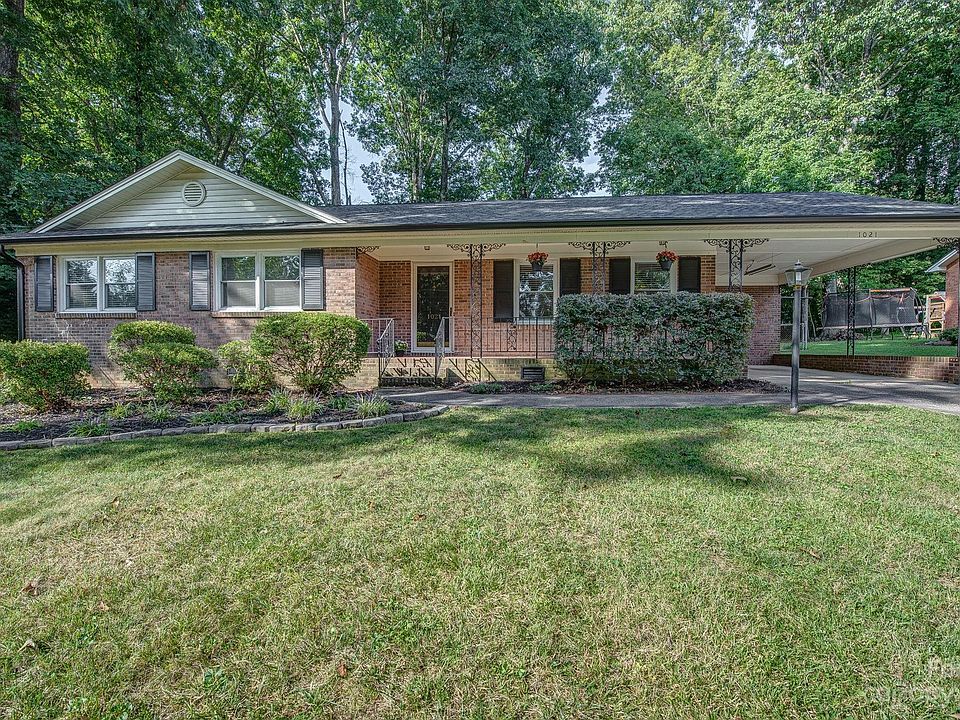 1st image of 1021 Nottingham Dr