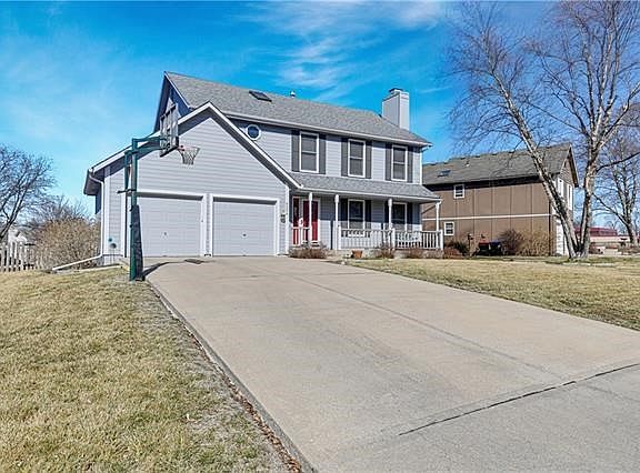 2nd image of 6206 W 158th Pl
