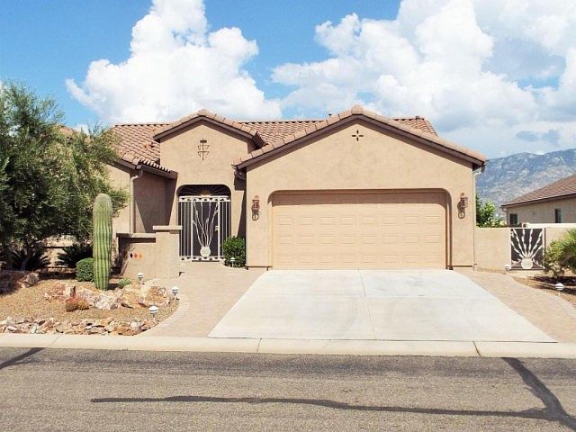 1st image of 40075 S Lesio Ln