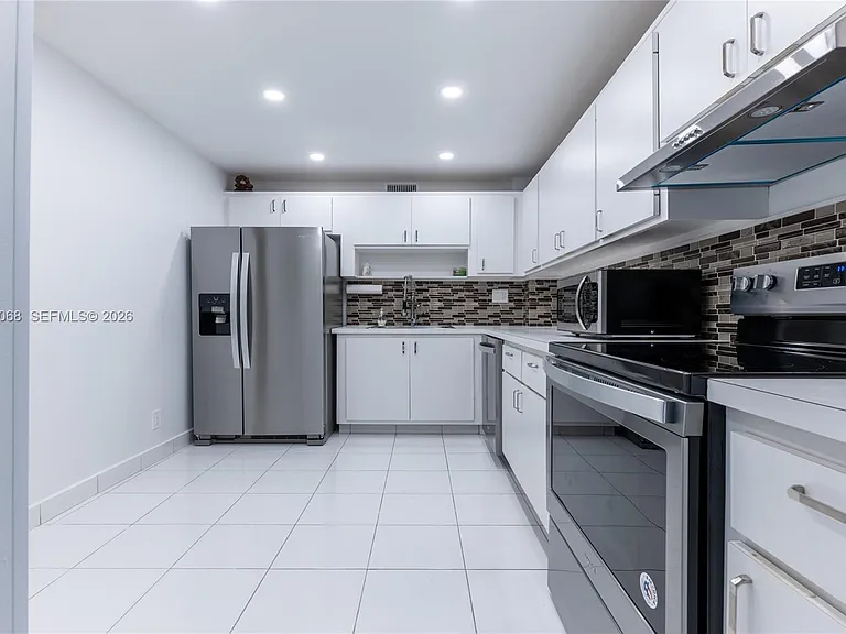 500 Three Islands Blvd #1110 — Photo 11