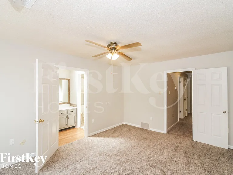 7134 Markim Dr — Photo 9